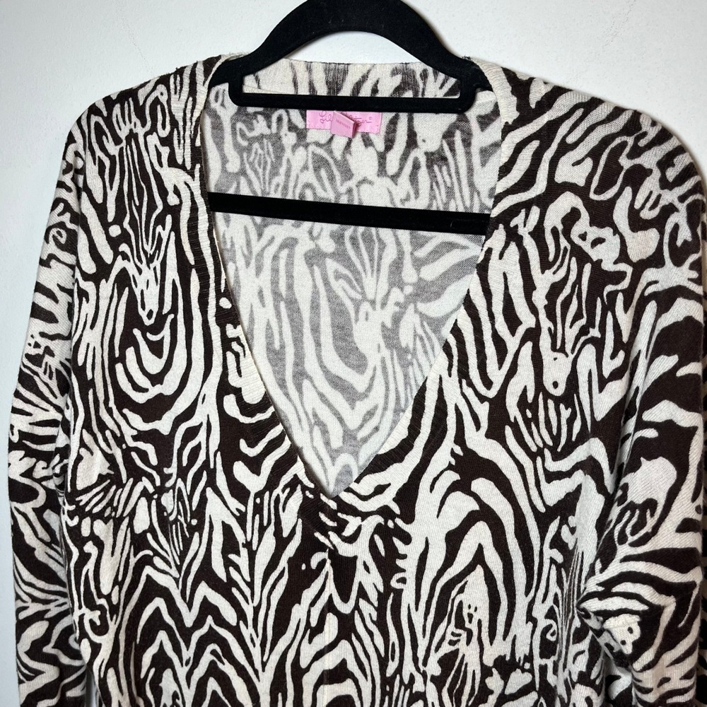 Lilly Pulitzer Brown Zebra V-Neck Sweater Size Small Preppy Y2K Animal Print - Picture 8 of 10